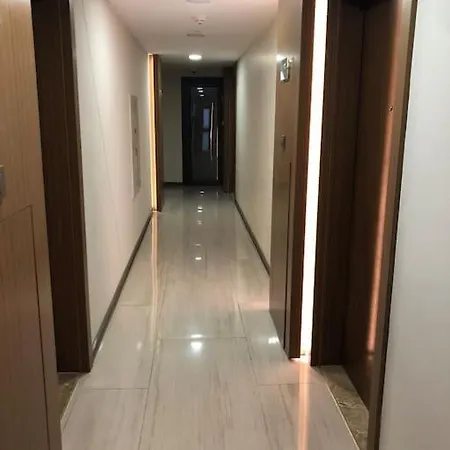 Apartment Minimal And Luxury Istanbul