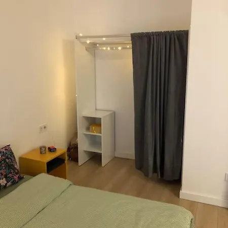Minimal And Luxury Apartment *